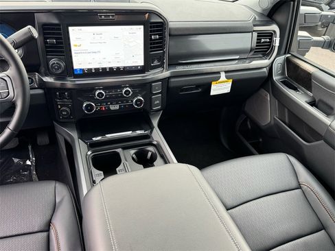 New 2026 Ford F250 Lariat w/ Black Appearance Package image 11