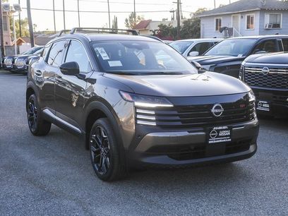 New 2026 Nissan Kicks SR w/ Illumination Package