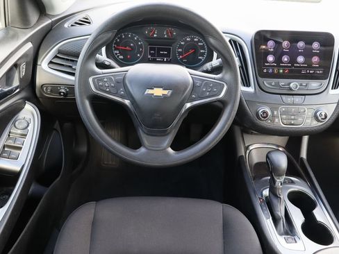 Used 2024 Chevrolet Malibu LT FWD image 23