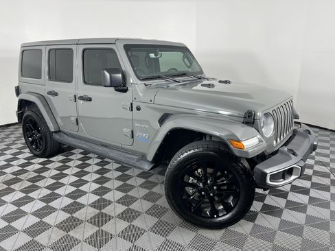 Used 2021 Jeep Wrangler Unlimited Sahara w/ Safety Group AWD/4WD image 2