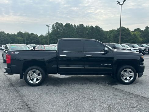 Used 2016 Chevrolet Silverado 1500 LTZ Z71 w/ LTZ Plus Package AWD/4WD image 6