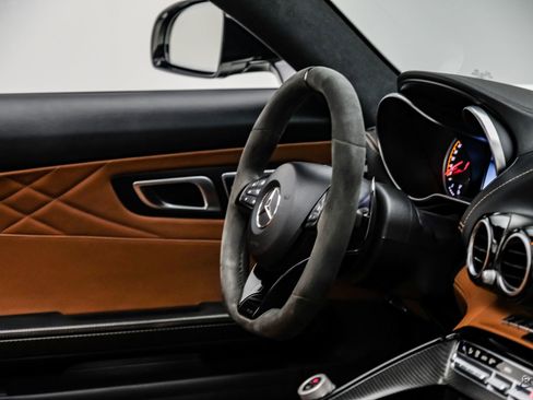 Used 2018 Mercedes-Benz AMG GT C image 64
