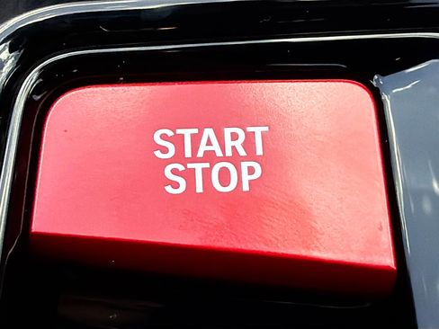 New 2026 BMW M5 w/ Carbon Package image 37