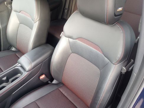 Used 2025 Nissan Kicks SR w/ SR Premium Package image 9