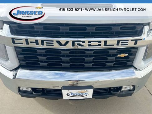 Used 2022 Chevrolet Silverado 2500 LT w/ Convenience Package image 30