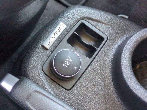 Used 2018 Ford Transit Connect XLT image 30