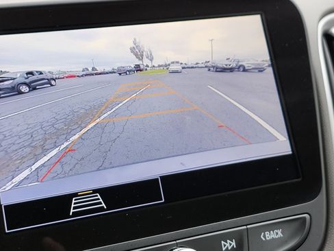 Used 2025 Chevrolet Malibu LT FWD image 23