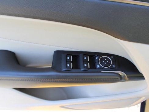 Used 2019 Lincoln MKC Reserve image 89