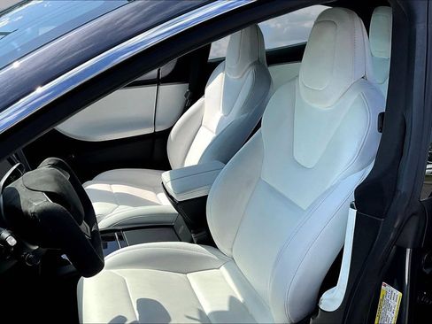 Used 2019 Tesla Model S Performance AWD/4WD image 19