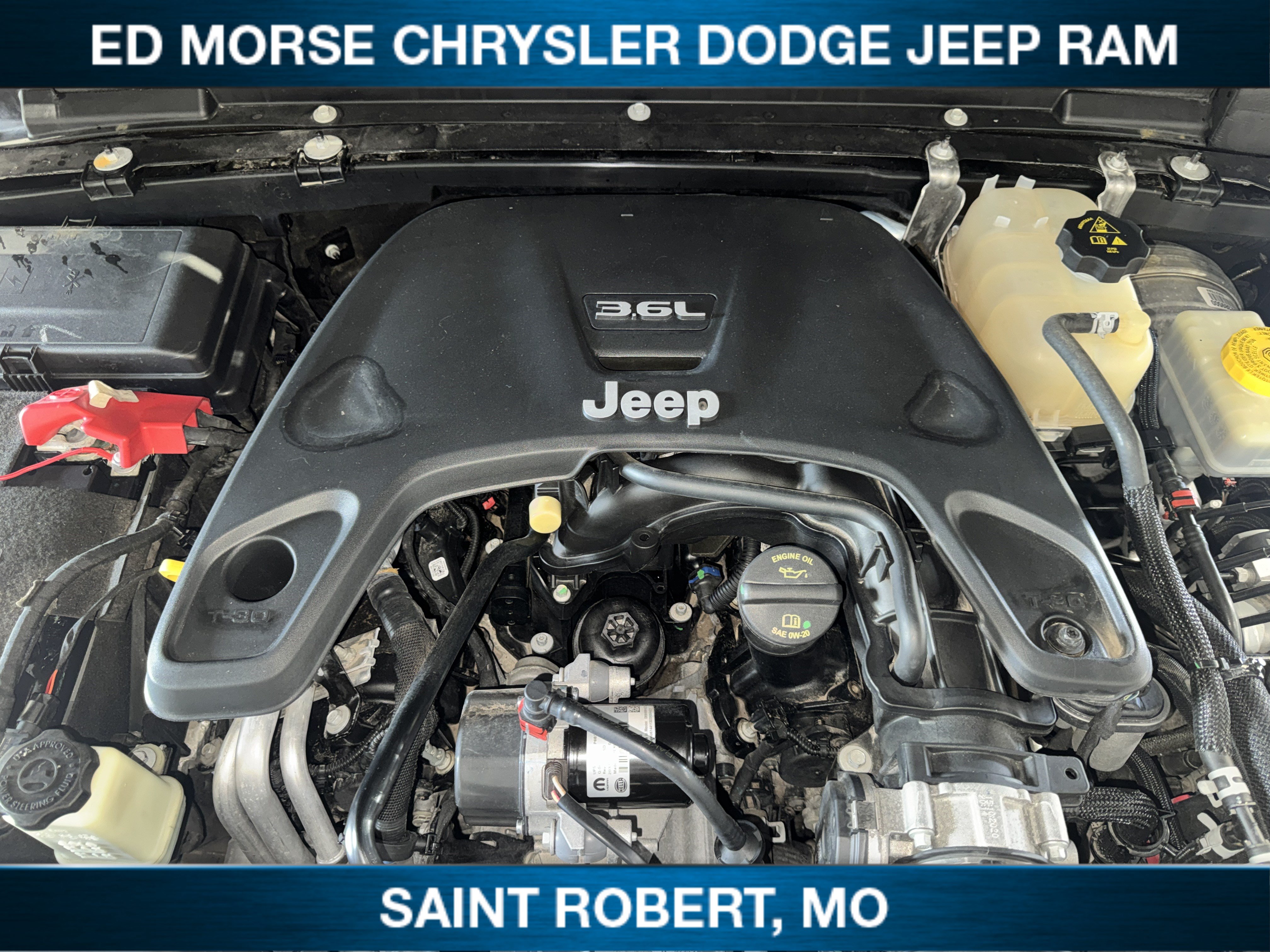 Used 2021 Jeep Wrangler Unlimited Sahara AWD/4WD image 12