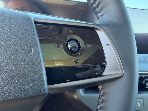 New 2026 Nissan Leaf Platinum+ image 16