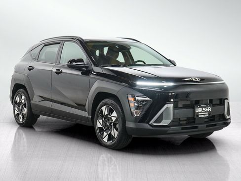 Used 2024 Hyundai Kona SEL FWD image 7