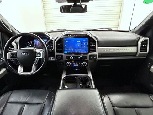 Used 2022 Ford F250 Lariat w/ Lariat Ultimate Package AWD/4WD image 13