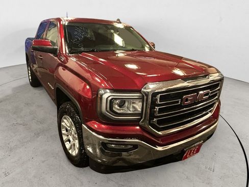 Used 2017 GMC Sierra 1500 SLE w/ SLE Value Package image 5