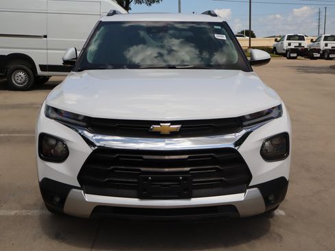 Used 2023 Chevrolet TrailBlazer LT FWD image 9