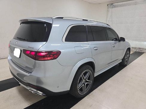 Used 2025 Mercedes-Benz GLS 450 4MATIC w/ AMG Line Exterior image 3