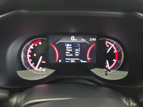 Used 2023 Toyota RAV4 XLE Premium AWD/4WD image 18