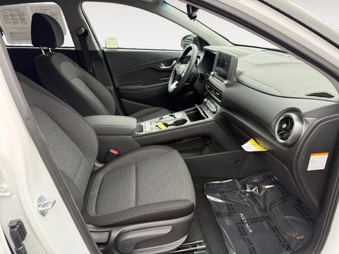 Certified 2022 Hyundai Kona SEL image 19