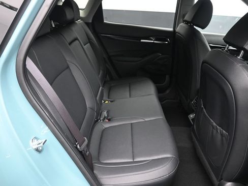 Used 2025 Kia Seltos EX w/ EX Sunroof Package AWD/4WD image 25