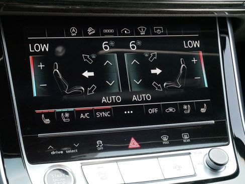 Used 2021 Audi Q7 3.0T Prestige AWD/4WD image 23