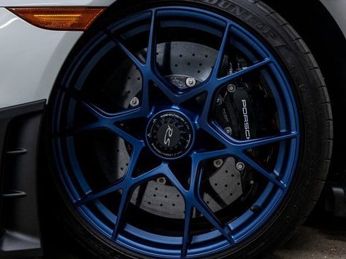 Certified 2025 Porsche 718 Cayman GT4 RS w/ Weissach Package image 20