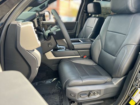 New 2026 Toyota Tundra Platinum image 8