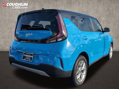 Used 2023 Kia Soul S image 7