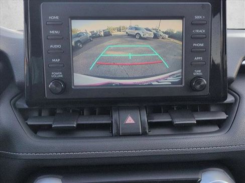 Used 2019 Toyota RAV4 XLE w/ Convenience Package image 13