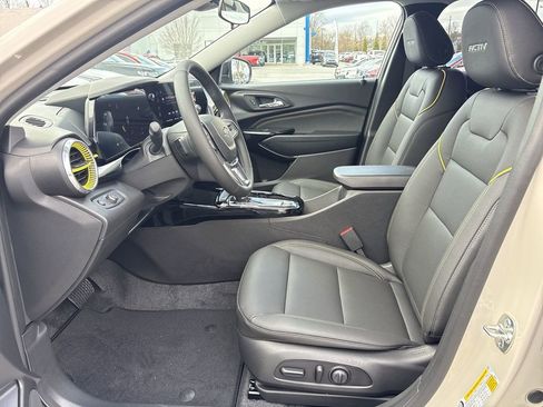 New 2026 Chevrolet Trax ACTIV w/ Driver Confidence Package image 20