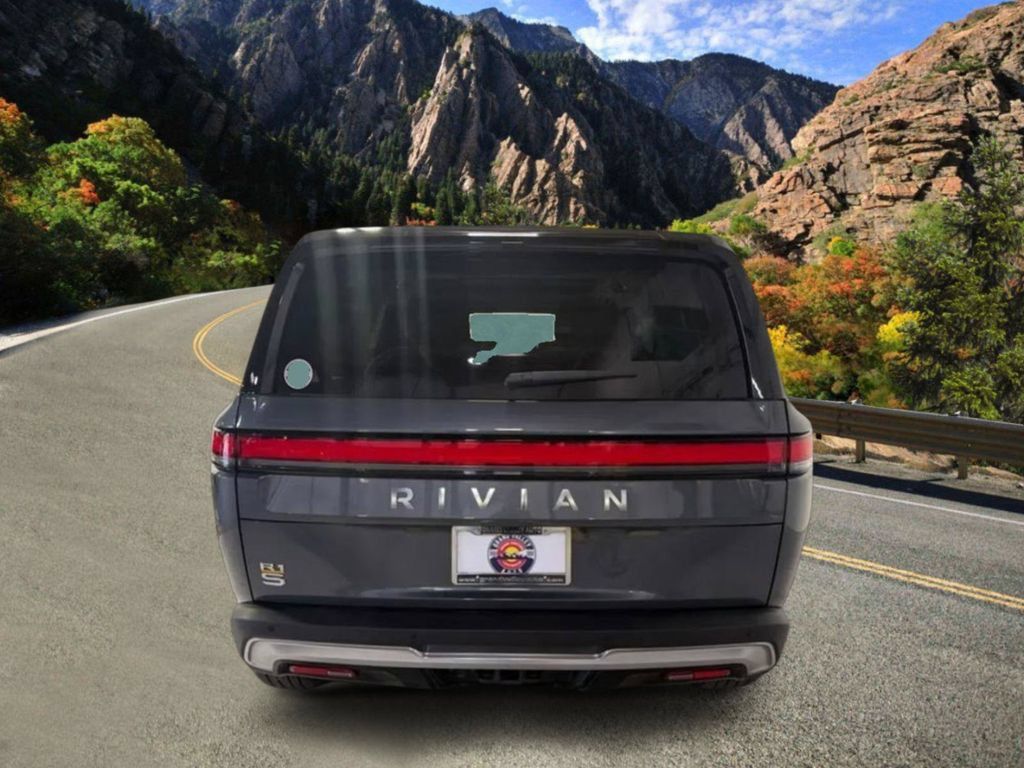 Used 2024 Rivian R1S Launch Edition Quad AWD/4WD image 6