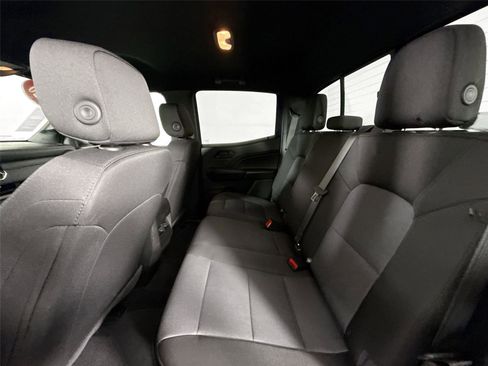 Used 2026 Chevrolet Colorado Trail Boss AWD/4WD image 29