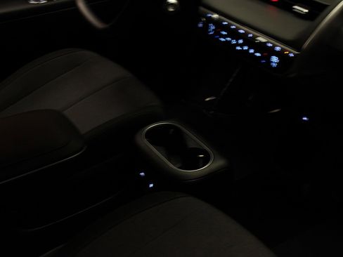 Used 2024 Hyundai Ioniq 5 SEL image 32