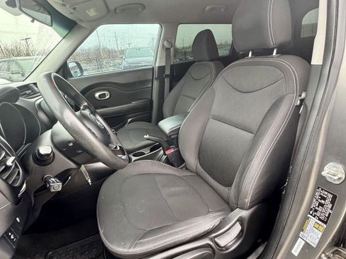 Used 2014 Kia Soul image 16
