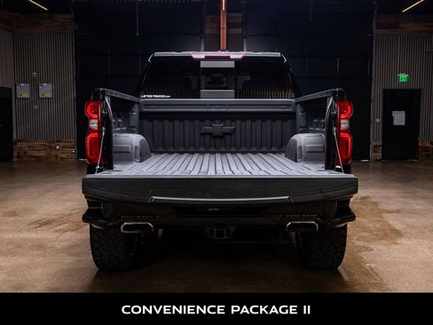 Used 2023 Chevrolet Silverado 1500 RST AWD/4WD image 8