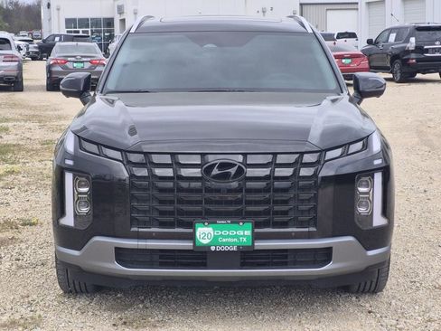 Used 2023 Hyundai Palisade Limited image 3