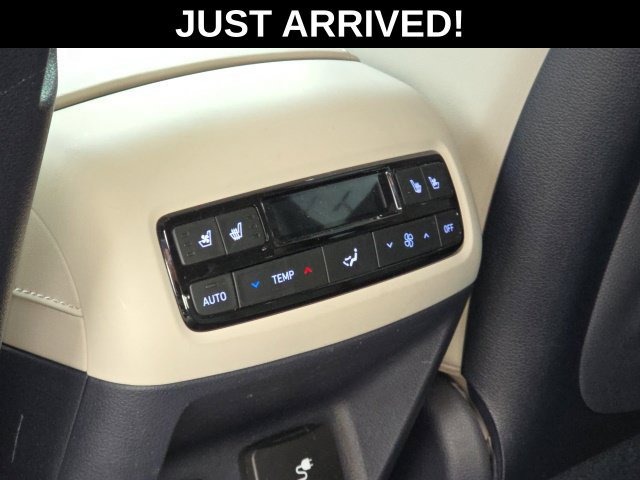 Certified 2024 Hyundai Palisade Calligraphy FWD image 11