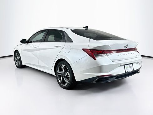 Used 2023 Hyundai Elantra Limited FWD image 5