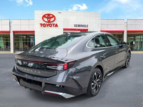 Used 2025 Hyundai Sonata SEL FWD image 3