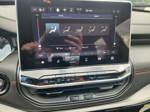 New 2026 Jeep Compass Trailhawk AWD/4WD image 14