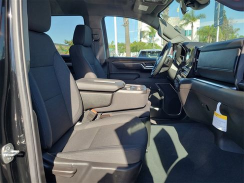 Used 2025 Chevrolet Silverado 1500 LT image 19