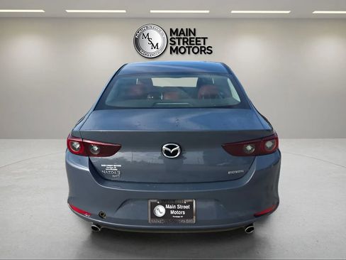 Used 2024 MAZDA MAZDA3 s image 4