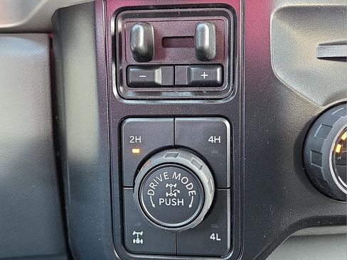 New 2026 Ford F250 XLT image 19