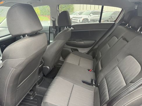 Used 2021 Kia Sportage LX AWD/4WD image 34