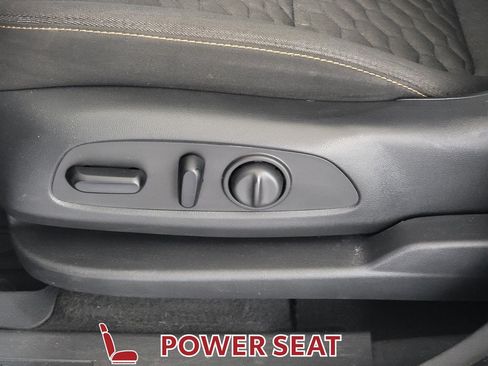 Used 2020 Chevrolet Equinox LT FWD image 15