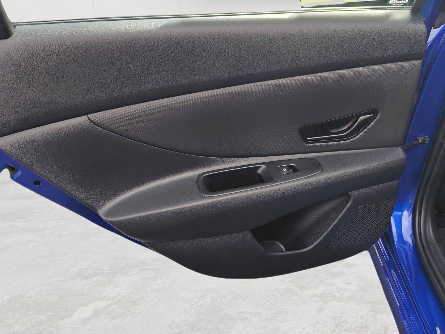 Used 2025 Hyundai Elantra SEL FWD image 18