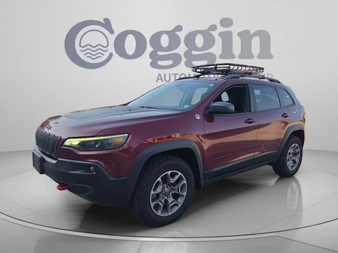 Used 2020 Jeep Cherokee Trailhawk w/ Cold Weather Group AWD/4WD image 1