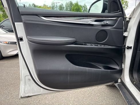 Used 2017 BMW X5 xDrive35i AWD/4WD image 14