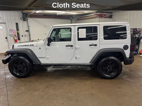 Used 2017 Jeep Wrangler Unlimited Sport AWD/4WD image 2