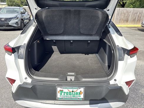 Used 2024 Buick Envista Preferred w/ Advanced Safety Package image 28