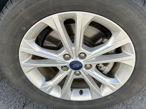 Used 2018 Ford Escape SEL AWD/4WD image 15